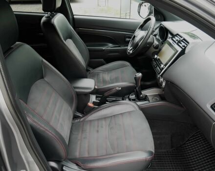 Серый Мицубиси АСХ, объемом двигателя 2 л и пробегом 25 тыс. км за 3400 $, фото 11 на Automoto.ua