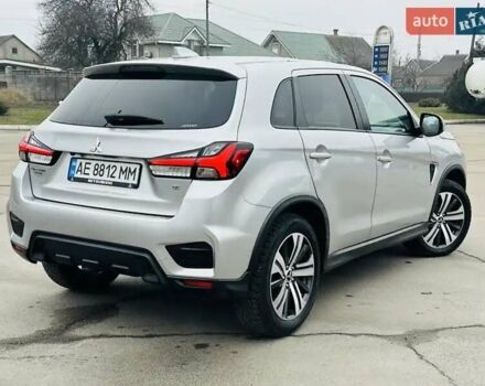 Серый Мицубиси АСХ, объемом двигателя 2 л и пробегом 56 тыс. км за 18500 $, фото 8 на Automoto.ua