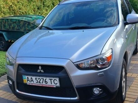 Серый Мицубиси АСХ, объемом двигателя 2 л и пробегом 142 тыс. км за 11000 $, фото 1 на Automoto.ua