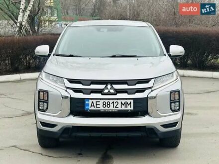 Серый Мицубиси АСХ, объемом двигателя 2 л и пробегом 56 тыс. км за 18500 $, фото 1 на Automoto.ua