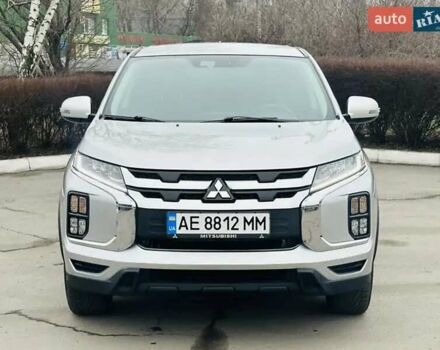 Серый Мицубиси АСХ, объемом двигателя 2 л и пробегом 56 тыс. км за 18500 $, фото 1 на Automoto.ua