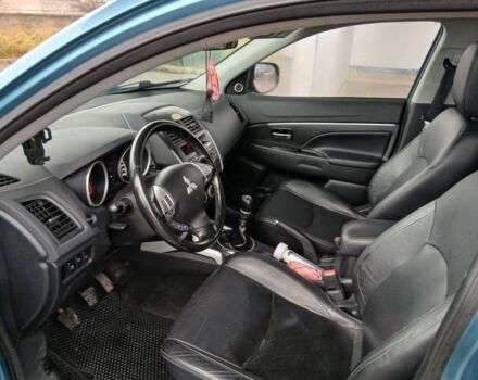 Синий Мицубиси АСХ, объемом двигателя 1.8 л и пробегом 232 тыс. км за 8500 $, фото 11 на Automoto.ua