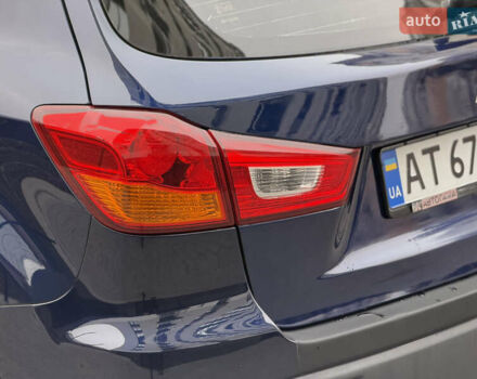 Синий Мицубиси АСХ, объемом двигателя 1.8 л и пробегом 180 тыс. км за 9200 $, фото 6 на Automoto.ua