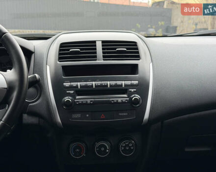 Синий Мицубиси АСХ, объемом двигателя 1.8 л и пробегом 180 тыс. км за 9200 $, фото 24 на Automoto.ua