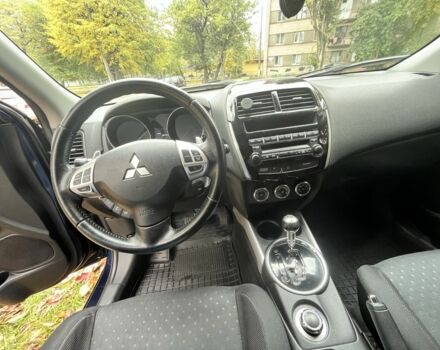 Синий Мицубиси АСХ, объемом двигателя 2 л и пробегом 234 тыс. км за 9900 $, фото 6 на Automoto.ua