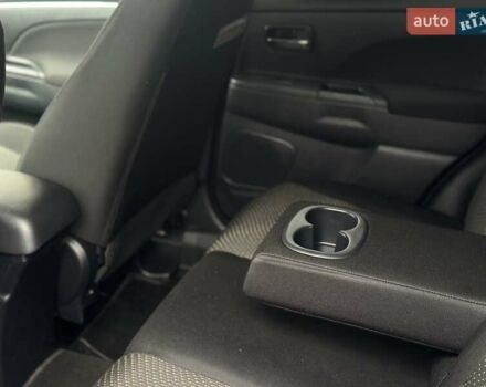 Синій Міцубісі АСХ, об'ємом двигуна 2 л та пробігом 91 тис. км за 12500 $, фото 25 на Automoto.ua