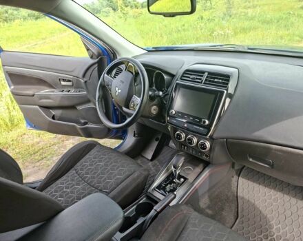 Синий Мицубиси АСХ, объемом двигателя 2 л и пробегом 138 тыс. км за 15000 $, фото 11 на Automoto.ua