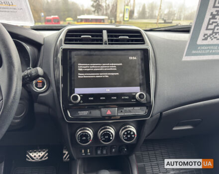 Синий Мицубиси АСХ, объемом двигателя 2 л и пробегом 27 тыс. км за 21500 $, фото 15 на Automoto.ua