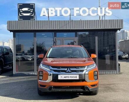 Мицубиси АСХ 2022 в Киеве на Automoto.ua Оранжевый Мицубиси АСХ, объемом двигателя 2 л и пробегом 36 тыс. км за 20990 $, фото 2 на Automoto.ua