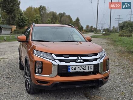 Мицубиси АСХ 2022 в Киеве на Automoto.ua Оранжевый Мицубиси АСХ, объемом двигателя 2 л и пробегом 36 тыс. км за 21000 $, фото 1 на Automoto.ua
