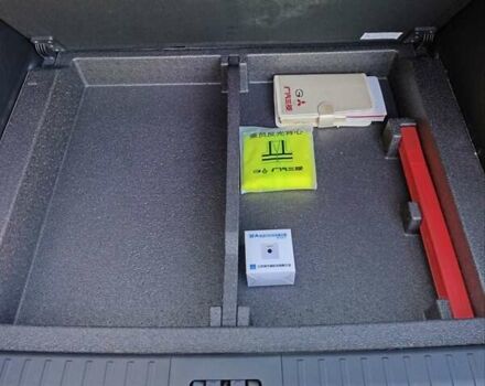 Белый Мицубиси Аиртрек, объемом двигателя 0 л и пробегом 5 тыс. км за 26300 $, фото 5 на Automoto.ua