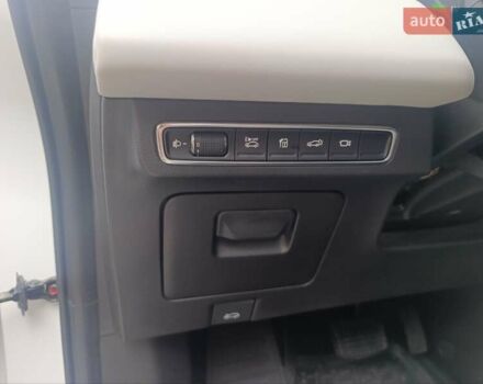 Белый Мицубиси Аиртрек, объемом двигателя 0 л и пробегом 5 тыс. км за 26300 $, фото 17 на Automoto.ua