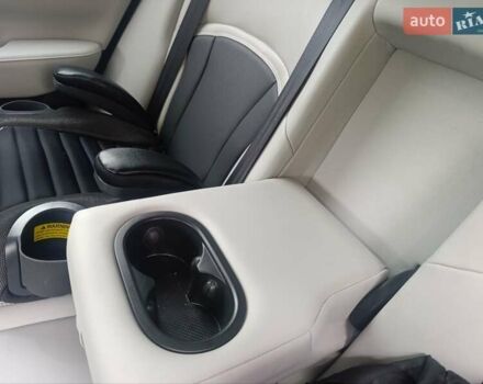 Белый Мицубиси Аиртрек, объемом двигателя 0 л и пробегом 5 тыс. км за 26300 $, фото 9 на Automoto.ua