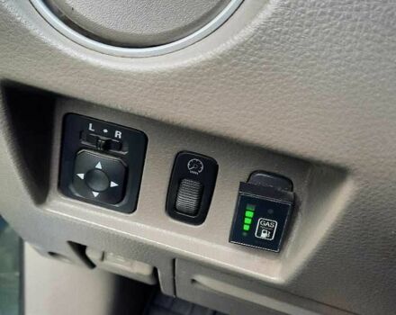 Сірий Міцубісі Аіртрек, об'ємом двигуна 2.4 л та пробігом 299 тис. км за 6099 $, фото 9 на Automoto.ua