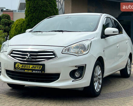 Мицубиси Эттрейдж 2014 в Львове на Automoto.ua Белый Мицубиси Эттрейдж, объемом двигателя 1.2 л и пробегом 191 тыс. км за 5999 $, фото 2 на Automoto.ua