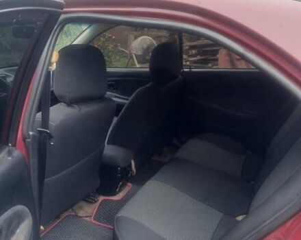 Міцубісі Харизма 1996 у Кролевце на Automoto.ua Червоний Міцубісі Харизма, об'ємом двигуна 1.6 л та пробігом 340 тис. км за 1700 $, фото 3 на Automoto.ua