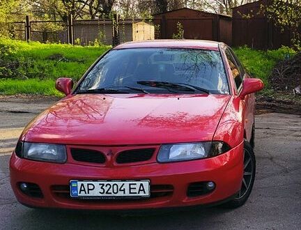 Міцубісі Харизма 1997 у Запоріжжя на Automoto.ua Червоний Міцубісі Харизма, об'ємом двигуна 1.8 л та пробігом 0 тис. км за 3800 $, фото 1 на Automoto.ua
