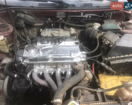 Мицубиси Харизма, объемом двигателя 1.8 л и пробегом 213 тыс. км за 450 $, фото 1 на Automoto.ua