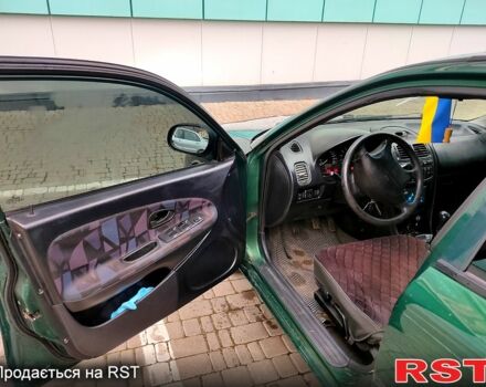 Міцубісі Харизма, об'ємом двигуна 1.8 л та пробігом 255 тис. км за 3500 $, фото 5 на Automoto.ua