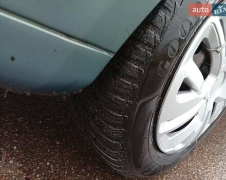 Міцубісі Харизма, об'ємом двигуна 1.6 л та пробігом 436 тис. км за 2500 $, фото 4 на Automoto.ua