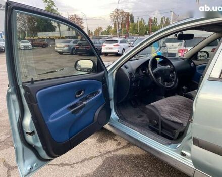 Мицубиси Харизма, объемом двигателя 1.6 л и пробегом 345 тыс. км за 2990 $, фото 14 на Automoto.ua