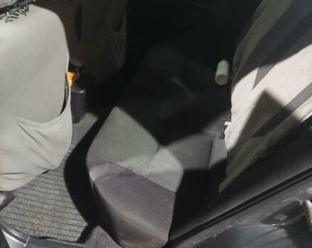 Мицубиси Харизма, объемом двигателя 0 л и пробегом 250 тыс. км за 3200 $, фото 7 на Automoto.ua