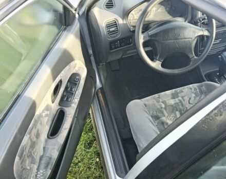 Сірий Міцубісі Харизма, об'ємом двигуна 0 л та пробігом 330 тис. км за 2400 $, фото 1 на Automoto.ua