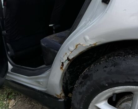 Серый Мицубиси Харизма, объемом двигателя 1.6 л и пробегом 340 тыс. км за 2000 $, фото 15 на Automoto.ua