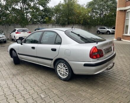 Сірий Міцубісі Харизма, об'ємом двигуна 1.9 л та пробігом 400 тис. км за 2800 $, фото 3 на Automoto.ua