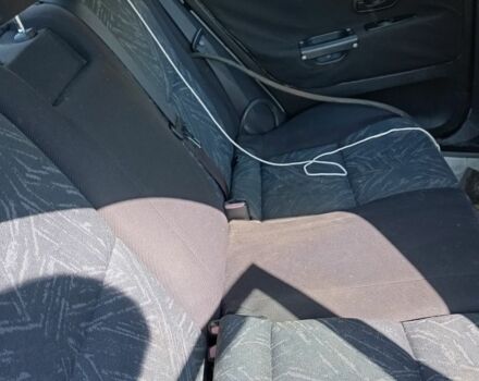 Серый Мицубиси Харизма, объемом двигателя 0 л и пробегом 487 тыс. км за 728 $, фото 3 на Automoto.ua