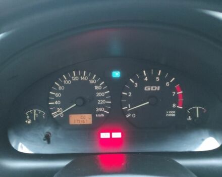 Сірий Міцубісі Харизма, об'ємом двигуна 1.8 л та пробігом 379 тис. км за 1307 $, фото 7 на Automoto.ua