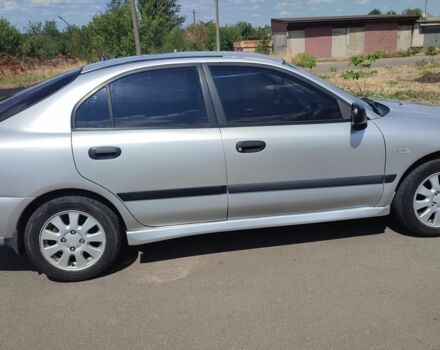 Мицубиси Харизма 2002 в Кривом Роге на Automoto.ua Серый Мицубиси Харизма, объемом двигателя 1.8 л и пробегом 287 тыс. км за 3300 $, фото 6 на Automoto.ua