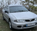 Серый Мицубиси Харизма, объемом двигателя 1.6 л и пробегом 340 тыс. км за 2000 $, фото 2 на Automoto.ua