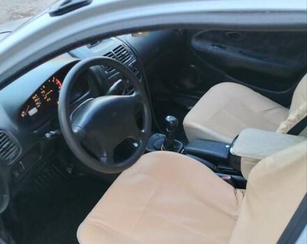 Міцубісі Харизма 1998 у Львові на Automoto.ua Сірий Міцубісі Харизма, об'ємом двигуна 1.6 л та пробігом 300 тис. км за 1500 $, фото 5 на Automoto.ua