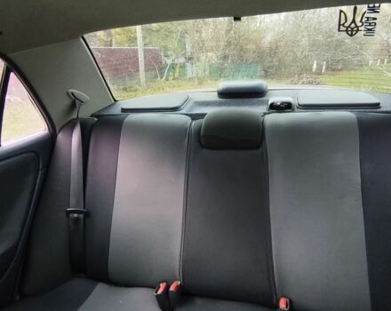 Серый Мицубиси Харизма, объемом двигателя 1.6 л и пробегом 250 тыс. км за 2600 $, фото 11 на Automoto.ua