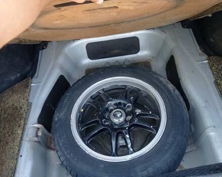 Серый Мицубиси Харизма, объемом двигателя 1.8 л и пробегом 416 тыс. км за 2800 $, фото 8 на Automoto.ua