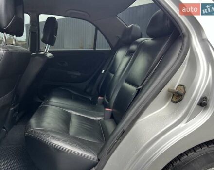 Серый Мицубиси Харизма, объемом двигателя 1.83 л и пробегом 326 тыс. км за 3400 $, фото 7 на Automoto.ua