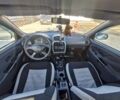 Серый Мицубиси Харизма, объемом двигателя 1.9 л и пробегом 234 тыс. км за 1850 $, фото 3 на Automoto.ua