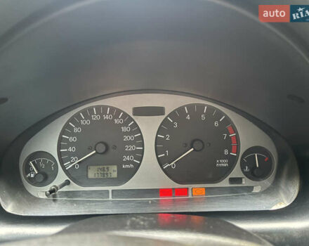 Серый Мицубиси Харизма, объемом двигателя 1.6 л и пробегом 178 тыс. км за 3200 $, фото 11 на Automoto.ua