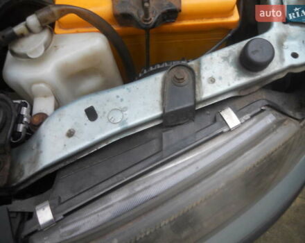 Сірий Міцубісі Харизма, об'ємом двигуна 1.6 л та пробігом 275 тис. км за 2450 $, фото 16 на Automoto.ua