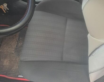 Серый Мицубиси Харизма, объемом двигателя 0 л и пробегом 333 тыс. км за 2700 $, фото 9 на Automoto.ua