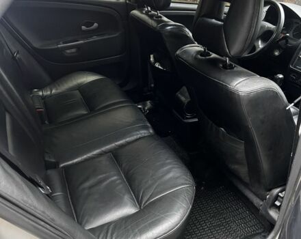 Сірий Міцубісі Харизма, об'ємом двигуна 1.6 л та пробігом 262 тис. км за 3700 $, фото 8 на Automoto.ua