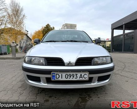 Сірий Міцубісі Харизма, об'ємом двигуна 1.6 л та пробігом 184 тис. км за 3900 $, фото 1 на Automoto.ua