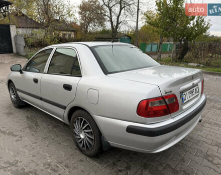 Міцубісі Харизма 2003 у Яготине на Automoto.ua Сірий Міцубісі Харизма, об'ємом двигуна 1.6 л та пробігом 184 тис. км за 3900 $, фото 6 на Automoto.ua