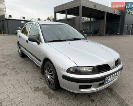 Міцубісі Харизма 2003 у Яготине на Automoto.ua Сірий Міцубісі Харизма, об'ємом двигуна 1.6 л та пробігом 184 тис. км за 3900 $, фото 2 на Automoto.ua