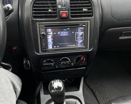 Сірий Міцубісі Харизма, об'ємом двигуна 1.6 л та пробігом 262 тис. км за 3700 $, фото 14 на Automoto.ua