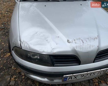 Сірий Міцубісі Харизма, об'ємом двигуна 1.6 л та пробігом 285 тис. км за 3000 $, фото 4 на Automoto.ua