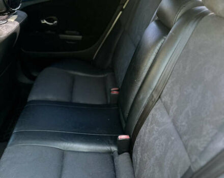 Сірий Міцубісі Харизма, об'ємом двигуна 1.83 л та пробігом 258 тис. км за 4200 $, фото 14 на Automoto.ua