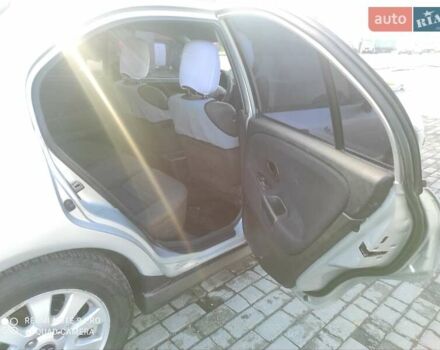 Сірий Міцубісі Харизма, об'ємом двигуна 1.6 л та пробігом 527 тис. км за 2200 $, фото 11 на Automoto.ua