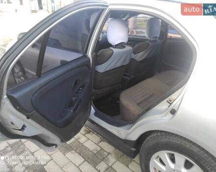 Сірий Міцубісі Харизма, об'ємом двигуна 1.6 л та пробігом 527 тис. км за 2200 $, фото 13 на Automoto.ua